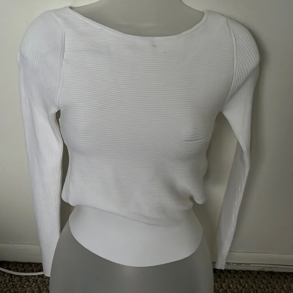 Open neck long sleeve shirt - Picture 2 of 4